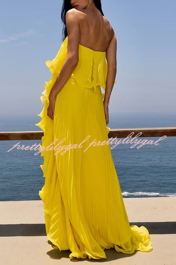Reina Chiffon Pleated Wavy Ruffles Trim Strapless Loose Maxi Dress