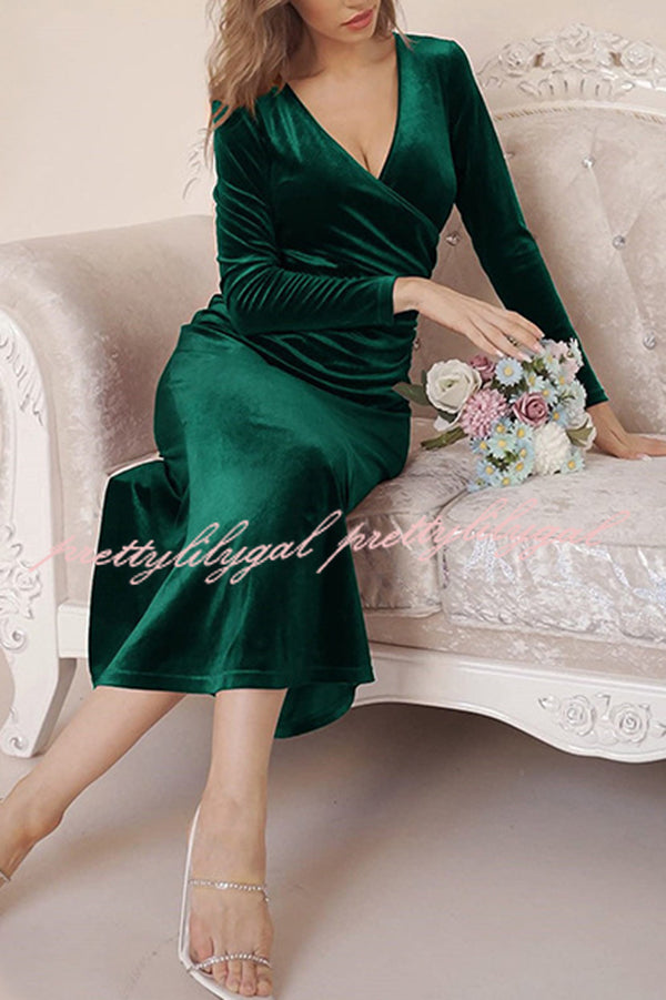 Solid Color Velvet Long Sleeve V-neck Slim Fit Fishtail Maxi Dress